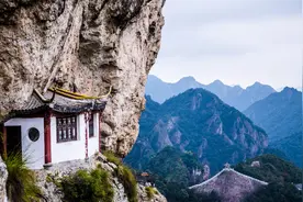 浙江温州唯一的5A景区，与黄山泰山齐名，被誉为“东南第一山”图片