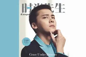 李易峰最新营业照，刺猬头峰峰让人眼前一亮，斯文型男上线图片