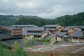 大别山有个温泉小镇，环境清幽不输日本，却鲜有人知图片