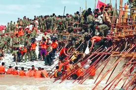 回望1998年大洪水，伟大抗洪精神熠熠闪光图片