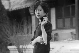 身怀六甲时丈夫爱上别人，她坚决离婚独自打拼，后成上海滩女作家图片