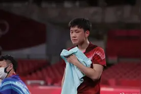 日乒男单全军覆没！张本智和鞠躬道歉！伊藤美诚被骂：笑得太恐怖图片