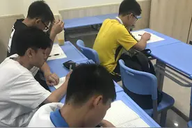燕雀安知鸿鹄之志图片