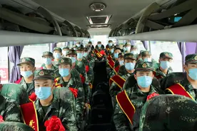 欢迎新战友！天津武警夏秋季入伍新兵入营图片