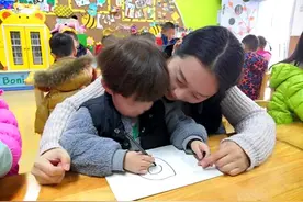 【扶贫故事】扶贫女教师和她的“天才学生”图片