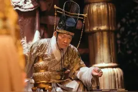 八岁被父亲净身成为太监，权倾朝野后却一心为民，死后为群臣送行图片