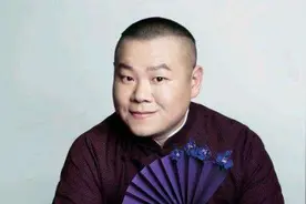 穷小子又丑又笨，13岁辍学扫过厕所，不认命终成郭德纲首席弟子图片
