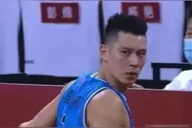 怒了！林书豪罕见变脸，CBA球员是否应该反思自己的行为图片