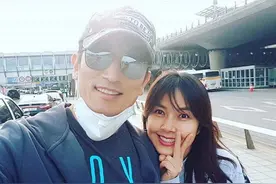 星二代的优势？收到偶像朴宝剑礼物，车仁表辛爱罗女儿成追星赢家图片