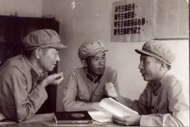 战士们吃不饱饭，司令员和政委想了一个办法，效果好得惊人图片