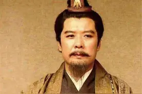 刘备最强军团，被张飞逼反，投靠吕布后，多次让曹操吃瘪图片