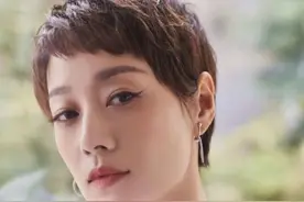 母子恋突然被踢爆，她是让公司耍了吧！图片