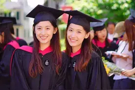 考研党顺利上岸，朋友圈秒变“凡尔赛”现场，羡煞无数人图片