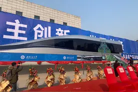 中国速度！时速620公里的高铁，简直是“火箭飞车”图片