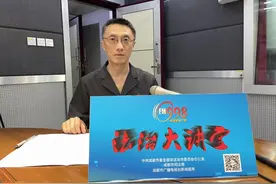 获刑又赔钱！不满小区停车挡路，他竟从高空抛砖砸车…图片
