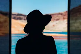 做保险不易，但我一直在坚守图片
