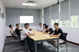 C位出道！披荆斩棘的高新哥哥图片