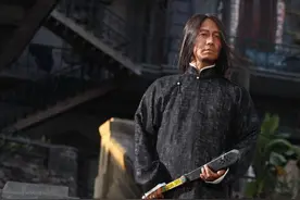 黎明在《十月围城》扮演了谁？这个不起眼的乞丐，正是那位刘公子图片