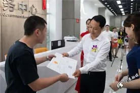 揭牌！成都天府国际生物城率先在成都66个产业功能区中建成政务服务中心图片