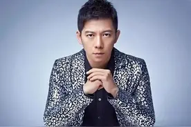 43岁胡海泉无奈单飞，考取北大硕士创事业巅峰，打造百亿商业传奇图片
