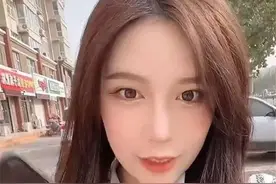 “辈分差”尴尬了，外甥女去幼儿园接舅舅，却被门卫以为是孩子妈图片