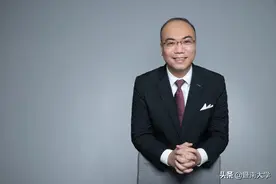 骄傲！暨南人梁海明当选"十大杰出新香港青年"图片