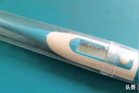 电子体温计拆解过程图片