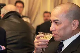 西哈莫尼国王没有满宫佳丽，生活习惯和常人不同，一天只吃一顿饭图片