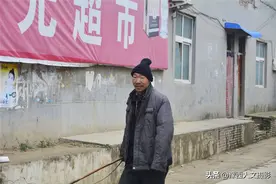 47岁农村大哥2千元盖两层楼，人不住给羊住，为啥说自己没本事图片