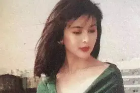 有一种惊艳，叫刘銮雄历任女友，一个比一个美，李嘉欣只算一般了图片
