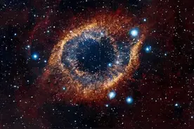 14亿公里外，土星探测器传给地球一张照片，地球人看后感叹万分图片