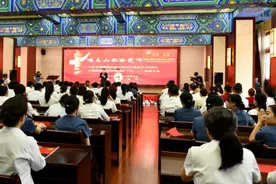 唱支山歌给党听——天水市博物馆庆祝中国共产党成立100周年主题演讲朗诵暨庆“七·一”表彰大会隆重举行图片