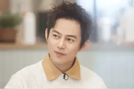 47岁何炅因吴亦凡被骂？！原来，我们都被他骗了....图片