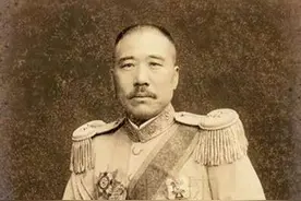 这位大军阀厉害了，一生娶23位姨太太，个个身怀绝技，出身不凡图片