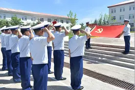 林都火焰蓝 | 不忘初心跟党走，砥砺前行火焰蓝图片