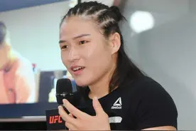 为什么张伟丽的归来，她受到英雄般待遇？图片