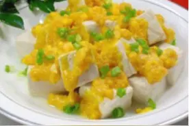 非常适合宝宝的2款蛋类辅食  双蛋黄豆腐图片