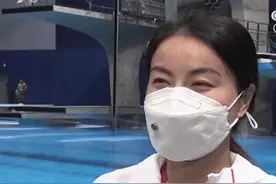 40岁郭晶晶重返“职场”：与中国队一起唱响国歌图片
