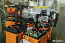 两块铝板加上盐水就可发电！云企实现铝-空气电池量产图片