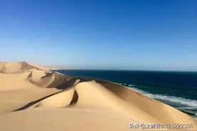 一半是海水 一半是沙漠的城市图片