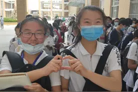“考上985的学生，家境很相似”，老师的一番话，让家长看清现实图片