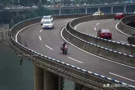 到了重庆，才发现自己也恐高。不信？请来山城走两步图片