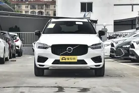 评析2021款沃尔沃XC60：北欧风格，空间一般，动力不错图片