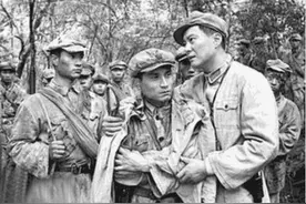 长征路上，300红军无战斗痕迹，竟一夜牺牲，54年后才调查出真相图片
