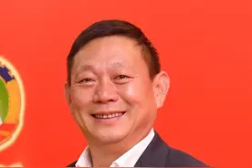 两会特别报道丨全国人大代表、千味央厨创始人李伟：将食品产业纳入产品质量提升重点产业图片