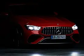 奔驰最新旗舰，还是全球最速四门轿车，受得了吗？图片