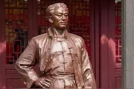 警卫员叛变，对红军师长连开三枪，砍下头颅领赏，解放后被抓捕图片
