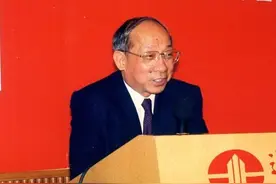 50多岁“辞职”、钟情科技考古，他让世界认识了中国古代玻璃图片