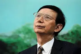 百亿富豪还不起1亿赌债，儿子却花2亿买豪车，吃顿饭就花40万图片