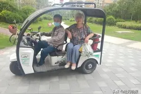 秩序维护员刘云峰：平凡岗位上，点滴见真情图片